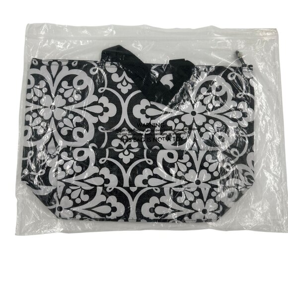 Thirty-One Thermal Tote Black & White Medallion Medley With Red "Yum!" Embroider - Picture 3 of 5